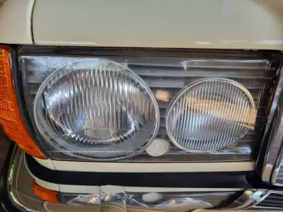 1984 Mercedes-Benz W123 230E (photo 20)