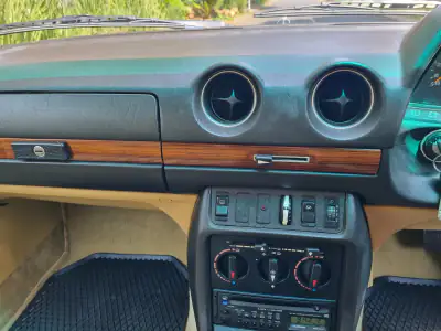 1985 Mercedes-Benz W123 230E (photo 9)