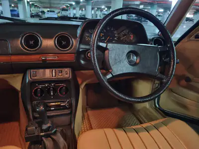 1985 Mercedes-Benz W123 200E (photo 14)